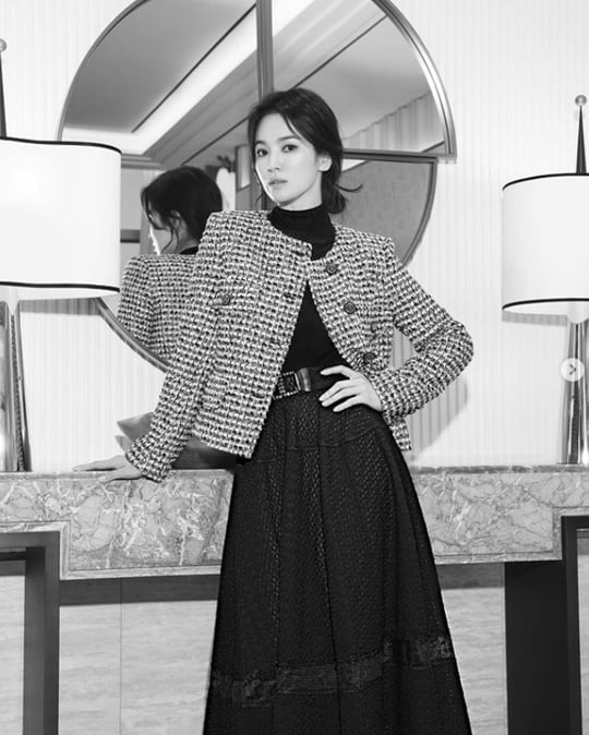 송혜교, 미모가 이 정도면 반칙이지…매일이 리즈 갱신 [TEN★]