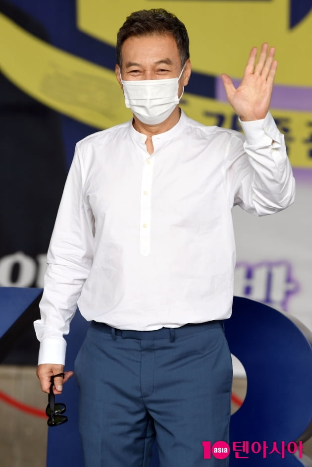 [TEN 포토] 김갑수 '유쾌한 웃음'