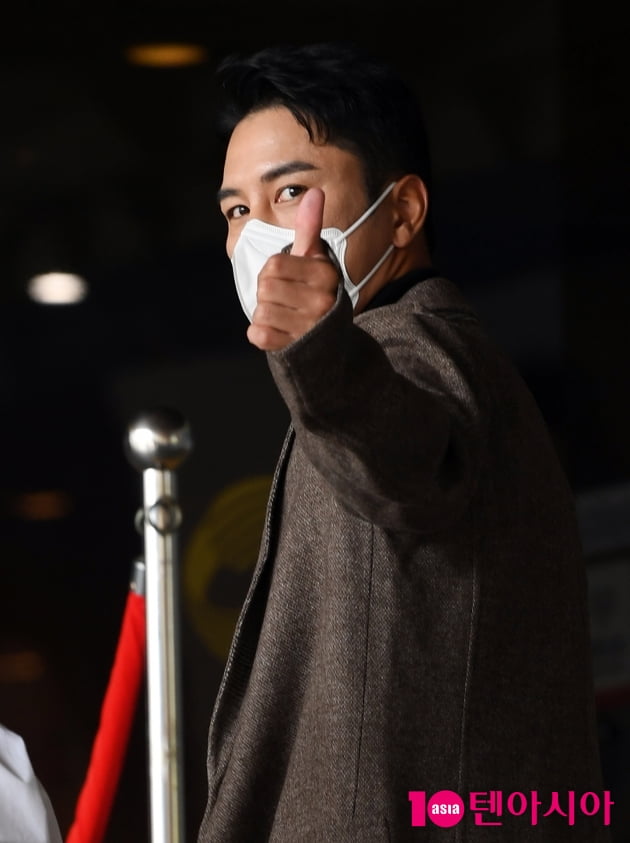 [TEN 포토] 장민호 '매력 넘치는 상남자'