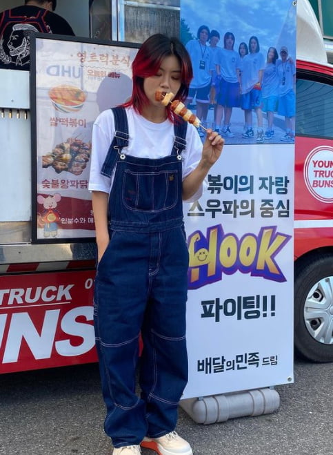 "스우파 떡보키 입니다"…아이키, 훅X강다니엘과 유쾌한 인증샷 [TEN★]