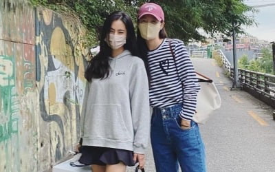 한채아X김성은, 해맑은 애엄마들…구멍 뚫린 부츠+캡모자로 소녀美 [TEN★]