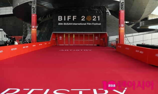 [TEN 포토] 제26회 BIFF 개막 앞두고 분주한 영화의 전당