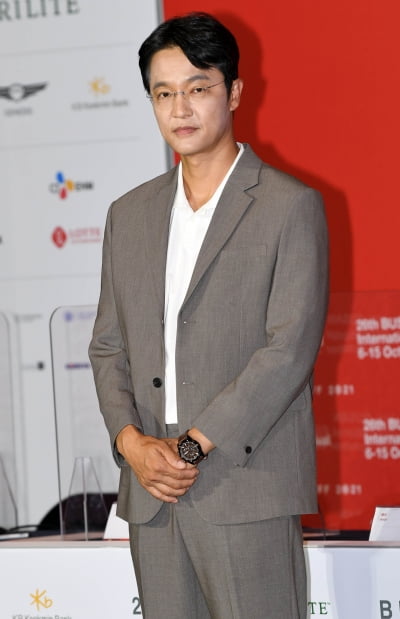 [TEN 포토] 조한철 '카리스마 눈빛'