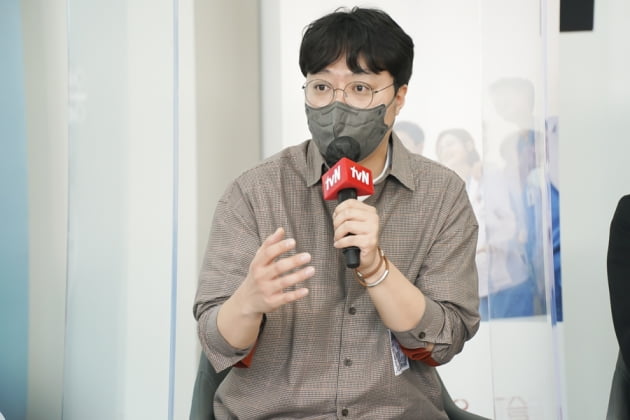 tvN 드라마 '슬기로운 의사생활 시즌2'의 연출을 맡은 신원호 PD. /사진제공=tvN