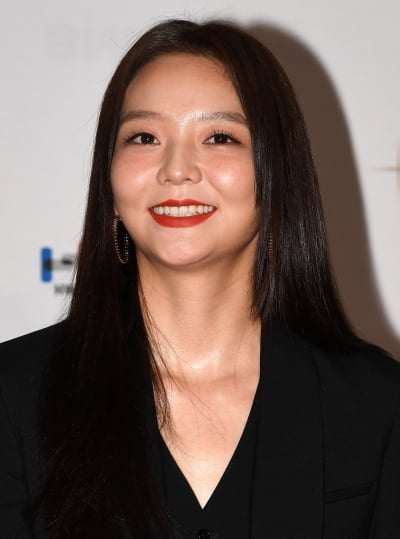 [TEN 포토] 이솜 '반짝반짝 빛나는 미모'(부일영화상)