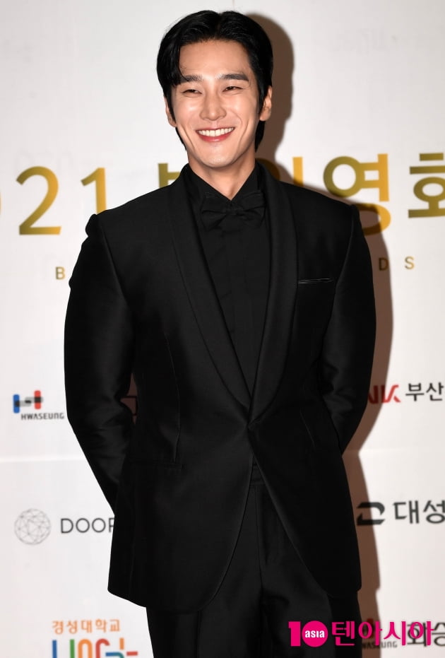 [TEN 포토] 안보현 '보기만해도 설레는 미소'