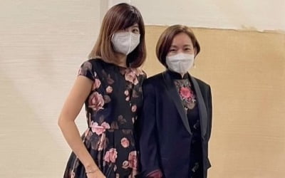 '홍콩 부촌 거주' 강수정, 값비싼 그림이라도 샀나…"멋진 작품들" 고상한 취미 [TEN★]