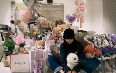 수지, 28번째 생일 맞아 방 안 가득 채운 선물…"고마워요♥" [TEN★]