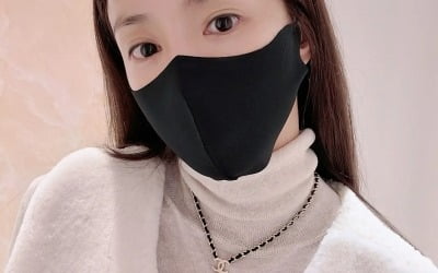 '외식사업가♥' 이시영, 95만원짜리 C사 신상 목걸이로 FW룩 완성 [TEN★]