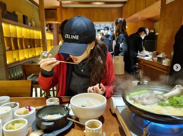 고아라, 어디 아프나? 재활치료...건강하세요[TEN★]