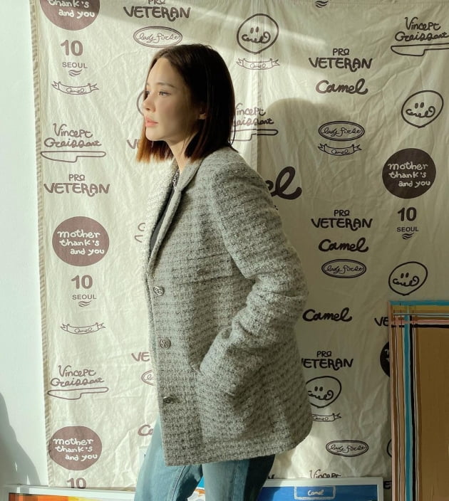 '49kg' 아이비, "가을엔 역시 트위드" 부해 보일 수 있는 의상도 찰떡 소화 [TEN★]