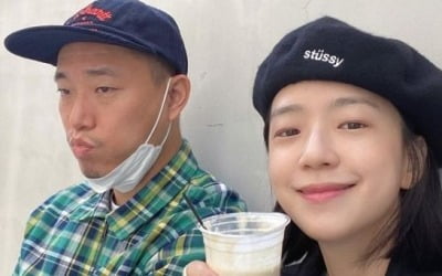 개리, ♥10살 연하 아내와 달달한 데이트 "화가 모자가 잘 어울리는 여자" [TEN★]