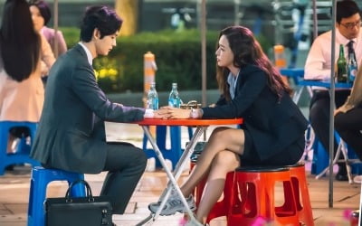 이상윤, 이하늬X이원근 스킨십 목격 ('원더우먼')