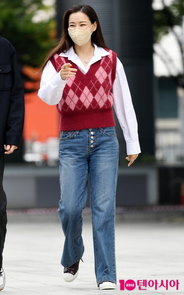 [TEN 포토] 이하늬 '걷는곳이 런웨이'