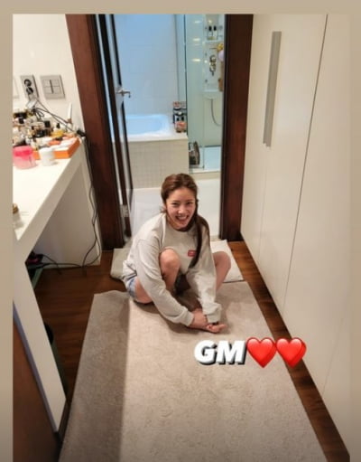 손담비, 매력 넘치는 미소...행복바이러스[TEN★]