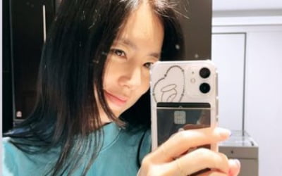 '차범근 며느리' 한채아, 널찍한 방에서 "심하게 부은 아침" 인증샷…청초 민낯 [TEN★]