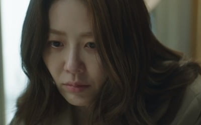 고현정, 주위 맴도는 신현빈에 '불안 가득' ('너를 닮은 사람')
