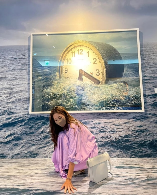 '윤종신♥' 전미라 "모처럼 운동복 벗고"…한껏 꾸미니 숨겨뒀던 미모 폭발 [TEN★]