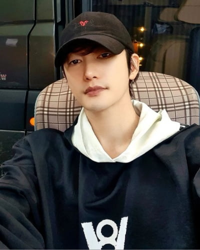 박시후, 빠져드는 강렬한 눈빛...또렷한 이목구비[TEN★]
