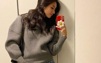 한효주, "가을이지만 새봄 기다리며" 탄력 있는 피부+날렵한 턱선에 우아한 분위기 [TEN★]