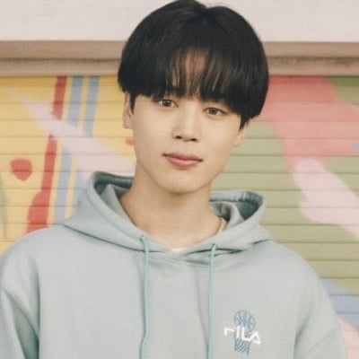 방탄소년단 지민, 브이라이브서 착용 명품 L사 귀걸이 25개국 완판 '브랜드 파워'