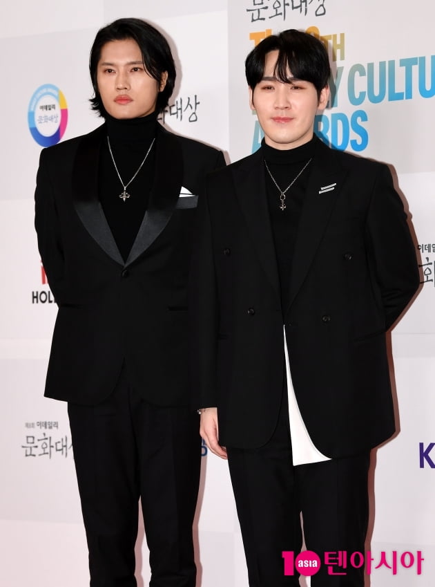 [TEN 포토] 듀에토 '축하공연 왔어요'