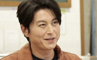 류수영 "♥박하선 뒷모습에 심장 뛰어"…연애 6개월 만 야간 등산한 이유 ('백반기행')
