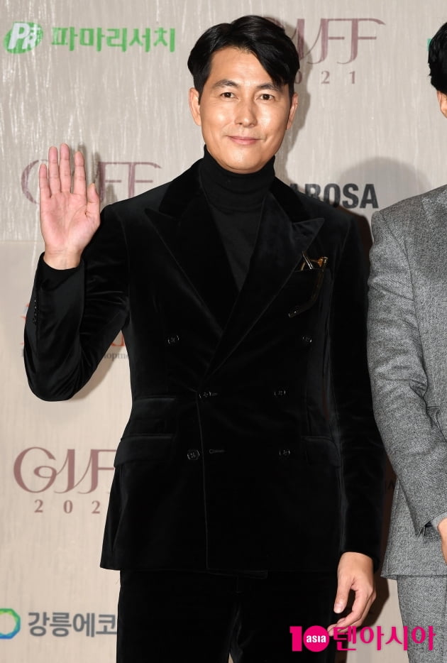 [TEN 포토] 정우성 '신비로운 마스크'