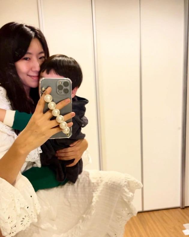 '이필모♥' 서수연, "허리 굽어가지만" 육아맘의 고달파도 행복한 "하루 하루" [TEN★]
