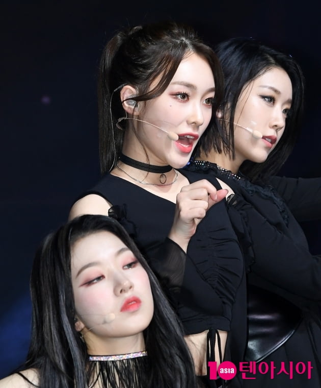 [TEN 포토] 드림노트 라라 '무대를 밝히는 미모'