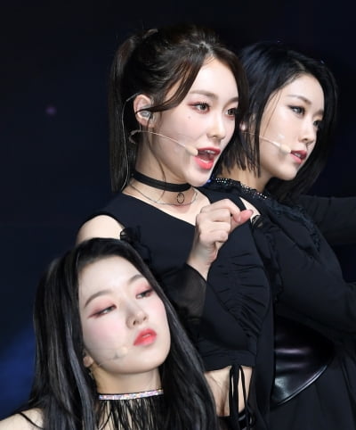 [TEN 포토] 드림노트 라라 '무대를 밝히는 미모'