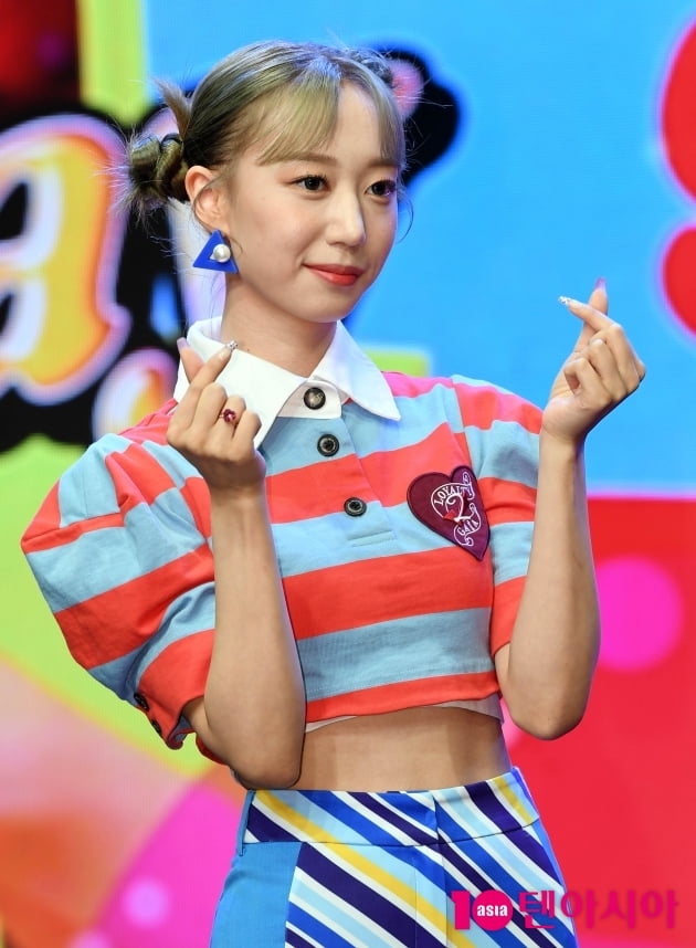 [TEN 포토] 시크릿넘버 주 '심쿵 하트'