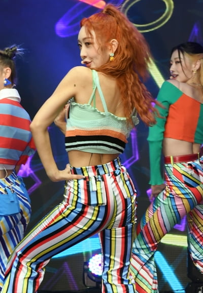 [TEN 포토] 시크릿넘버 민지 '자신감 넘치는 뒤태'