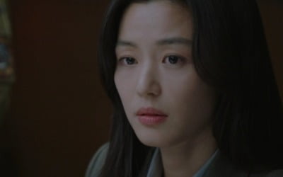 '지리산' 전지현, 레인저 변신+미스터리 서사 '몰입감'