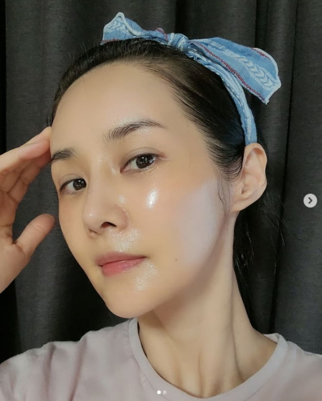'임요한♥' 김가연, 수수한 민낯에도 빛나는 미모...모공이 없어[TEN★]