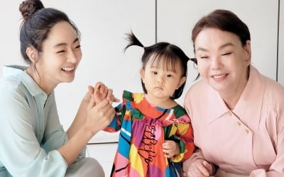 "엄마랑 같이" 서효림, 시모 김수미와 광고 촬영…놀러온 조이까지 '화기애애 3대' [TEN★]