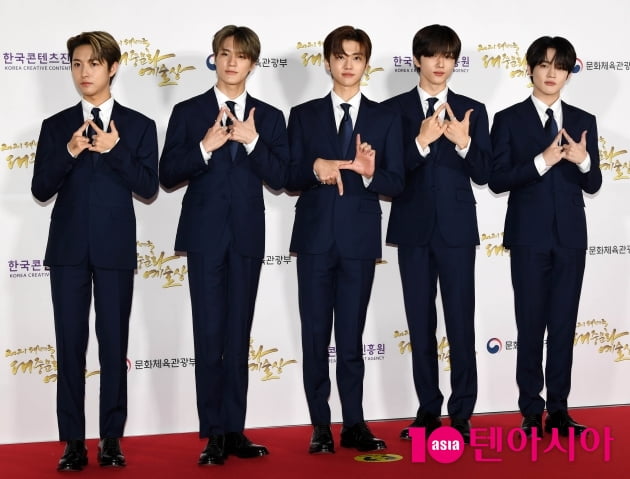 [TEN 포토] NCT 드림 '시그니처 포즈로...'