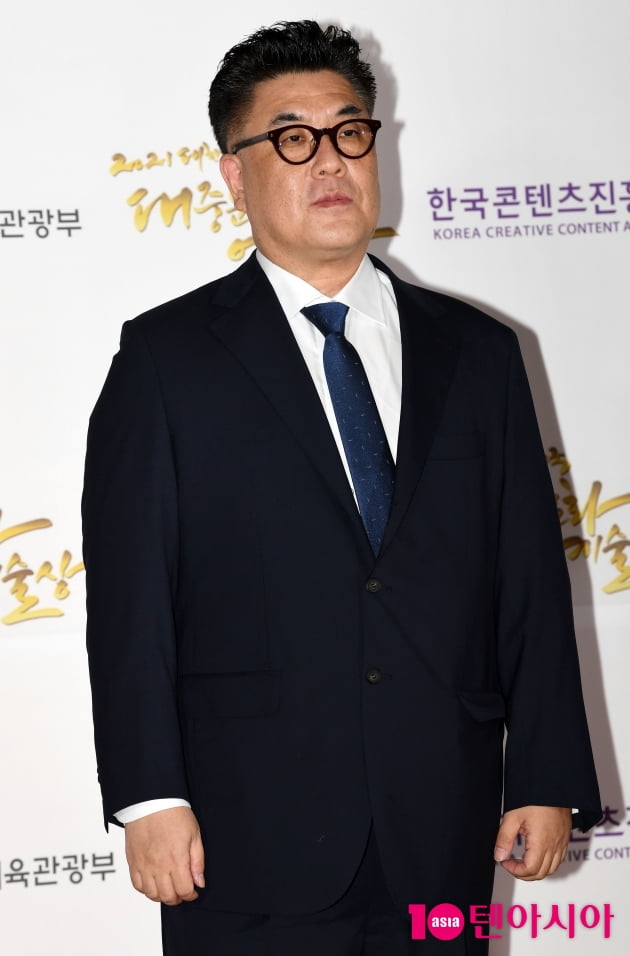 [TEN 포토] 박재범 '빈센조 작가 대통령 표창 수상'