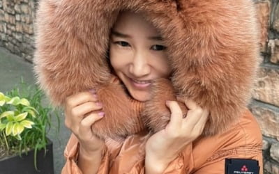 '오지호♥' 은보아, 패딩 후드에 쏙 들어가는 작은 얼굴…러블리 미소 [TEN★]