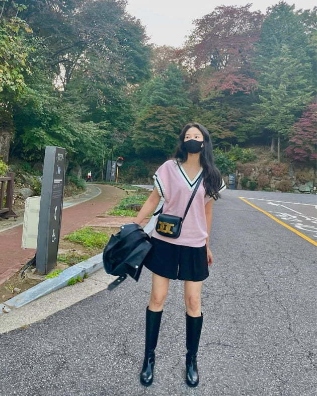 류이서, '♥전진'과 5성급호텔 피자집에서 "단풍 보면서 데이트" [TEN★]