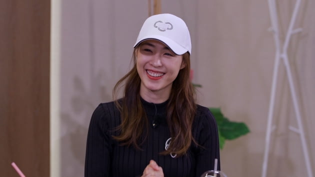 이연희, '손예진♥' 현빈 골프 실력 귀띔 "같이 쳐봤더니…" ('세리머니 클럽')