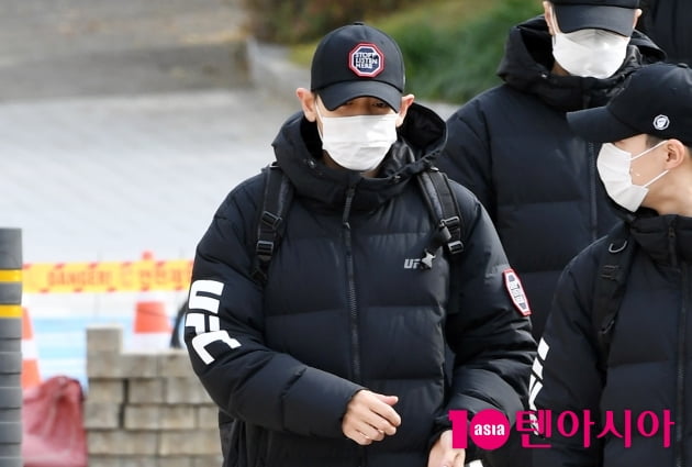 [TEN 포토] 엑소 찬열 '두 눈에 별을 박은 것처럼'