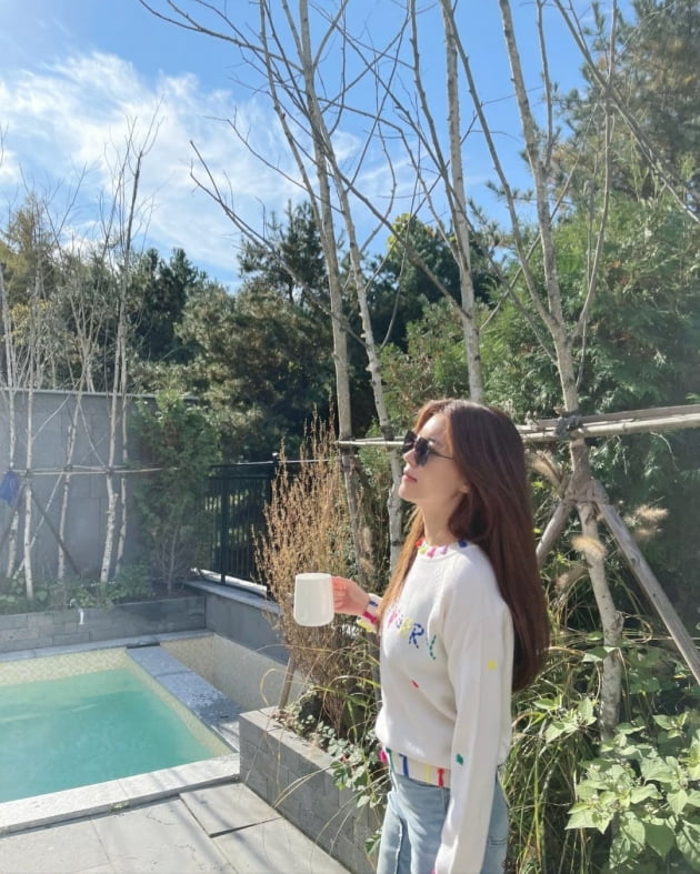 '백도빈♥' 정시아, 가평 풀빌라에서 "모닝 커피"로 시작하는 하루 [TEN★]