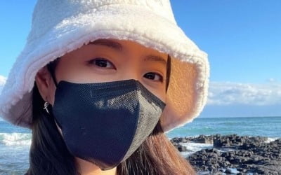 박보영, 심쿵 유발 눈맞춤…다 가려도 예뻐 [TEN★]
