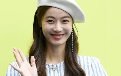 [공식] '조성윤♥' 윤소이, 첫째 딸 출산…"산모·아이 모두 건강"