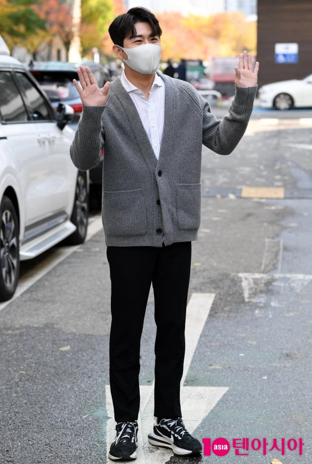 [TEN 포토] 영탁 '반가운 얼굴'