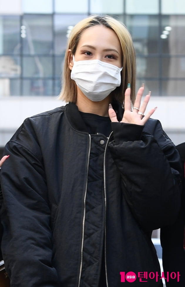 [TEN 포토]'스우파' 홀리뱅 제인 '시크한 블랙'