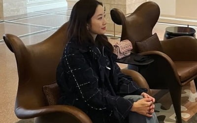 '치과의사♥' 전혜빈, 인천 5성급 초호화 호텔에서 "아트투어"…고상한 옆태 [TEN★]