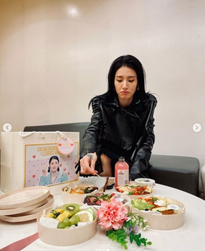 '스우파' 모니카, 내 취향으로 챙겨줘서 맨날 감동...이런 데 돈 쓰면 안되요[TEN★]