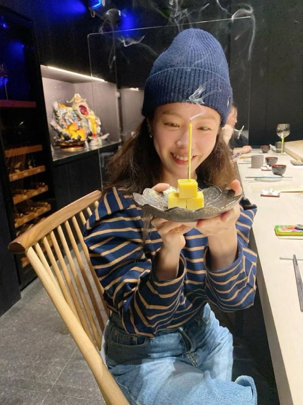 한효주, 한지민 언니 생일 축하해요...파티는 즐거워[TEN★]